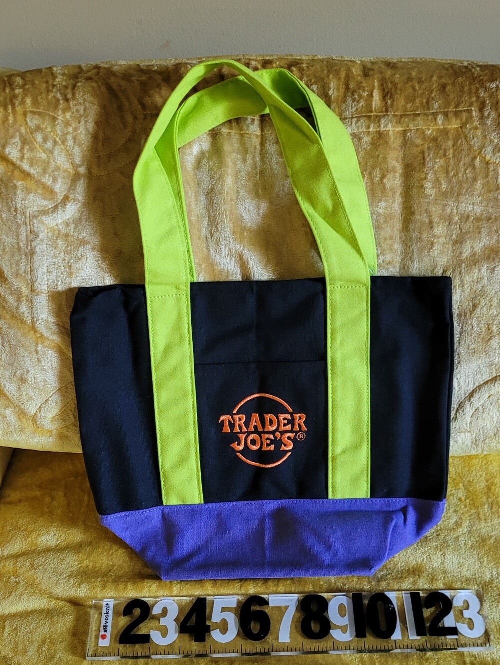 Trader Joe's Halloween Limited Edition MINI TOTE BAGS, Set Of 3, New With Tags - Picture 8 of 11